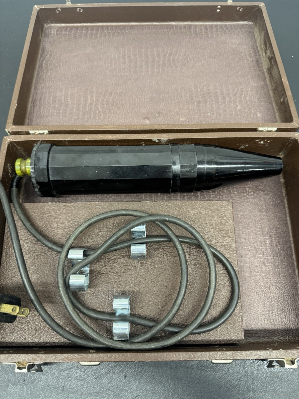 Master Violet Ray M66 Shock Machine With Case