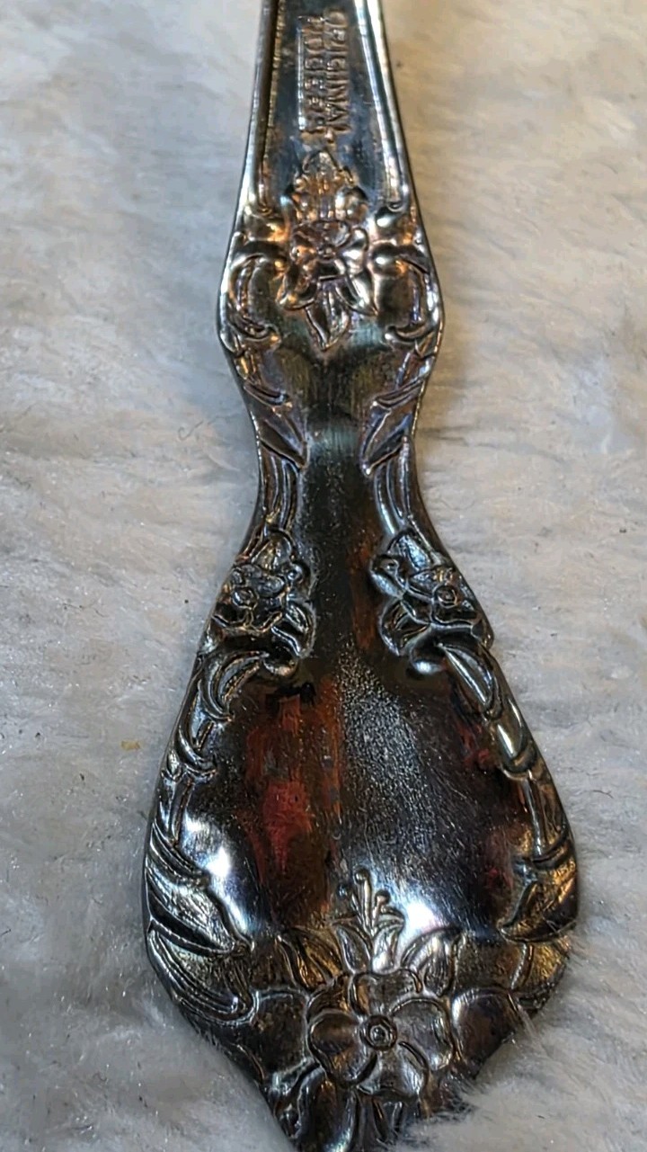 Vintage Wm Rogers Mfg Co Extra Plate Sugar Spoon Original Rogers Valley Rose