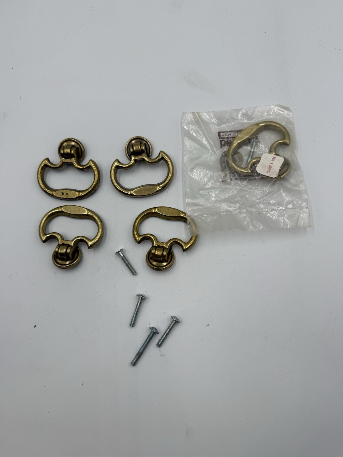 Vintage Colonial Style Drawer Pulls Lot Of 4 Keeler Brass N-6535 Dark Gold