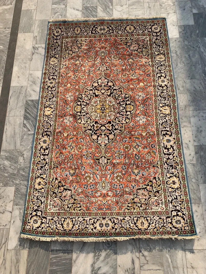 COLLECTORS ITEM Vintage Stunning Natural Silk Fine Quality Hereke Turkish Carpet
