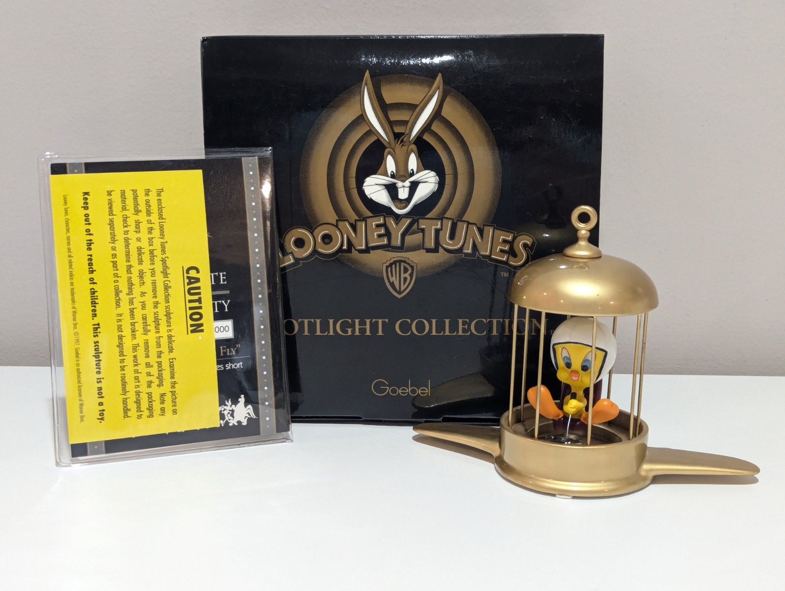 Goebel Looney Tunes Spotlight Collection Tweety “The Only Way To Fly” Figurine