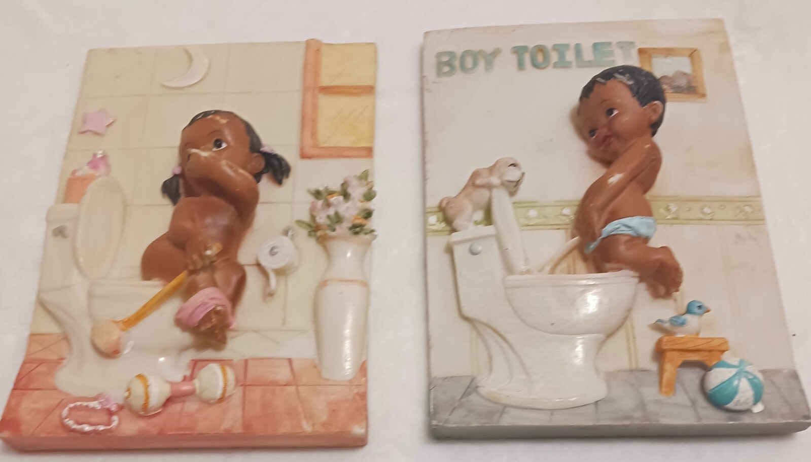 Vintage Lot of 2 Boy and Girl Toilet Bathroom Wall Plates 6 1/4″ x 4 1/4″