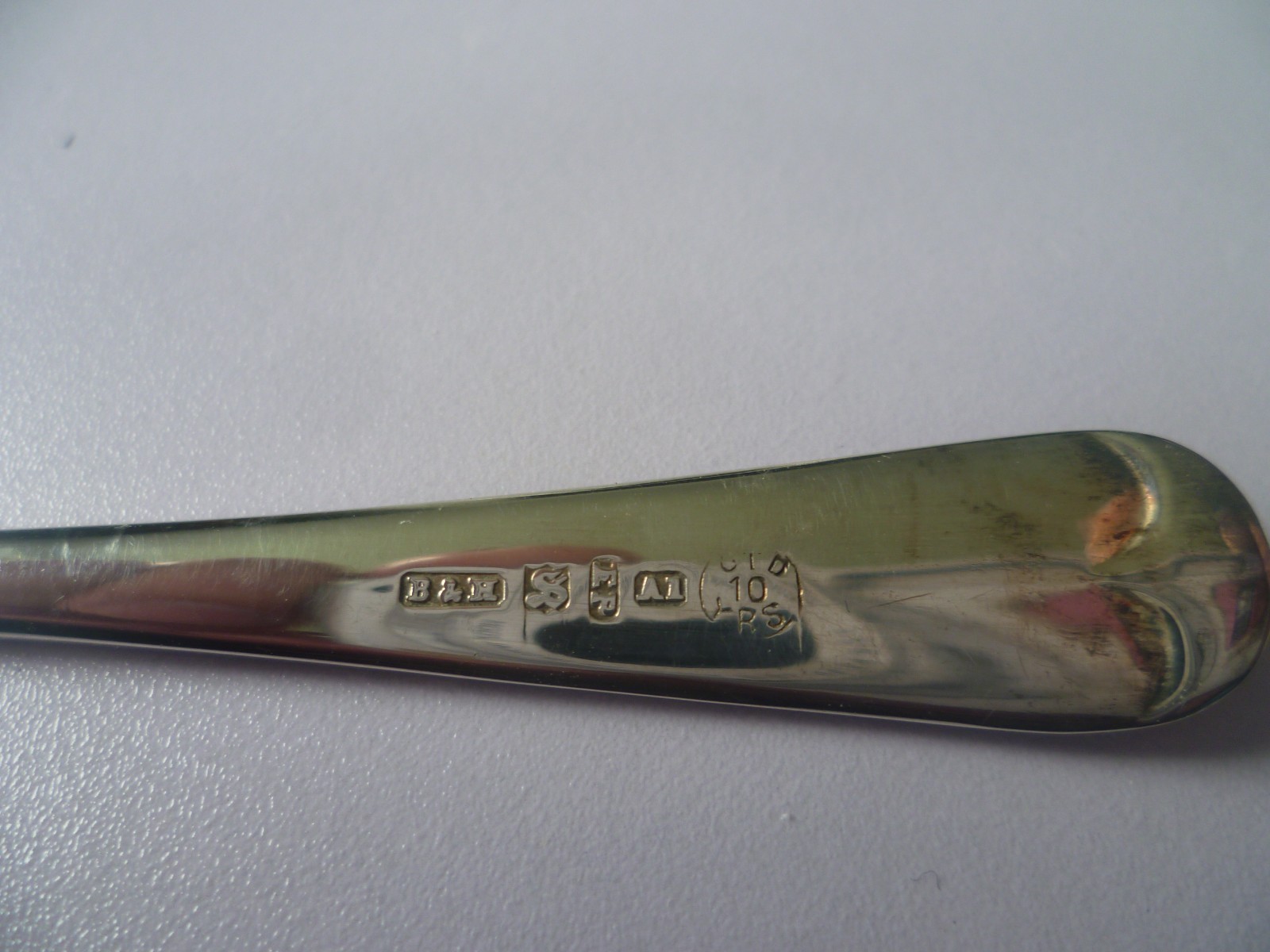 Antique / Unused ‘Bennett & Heron’ Six ‘Old English’ Silver Plated Teaspoons