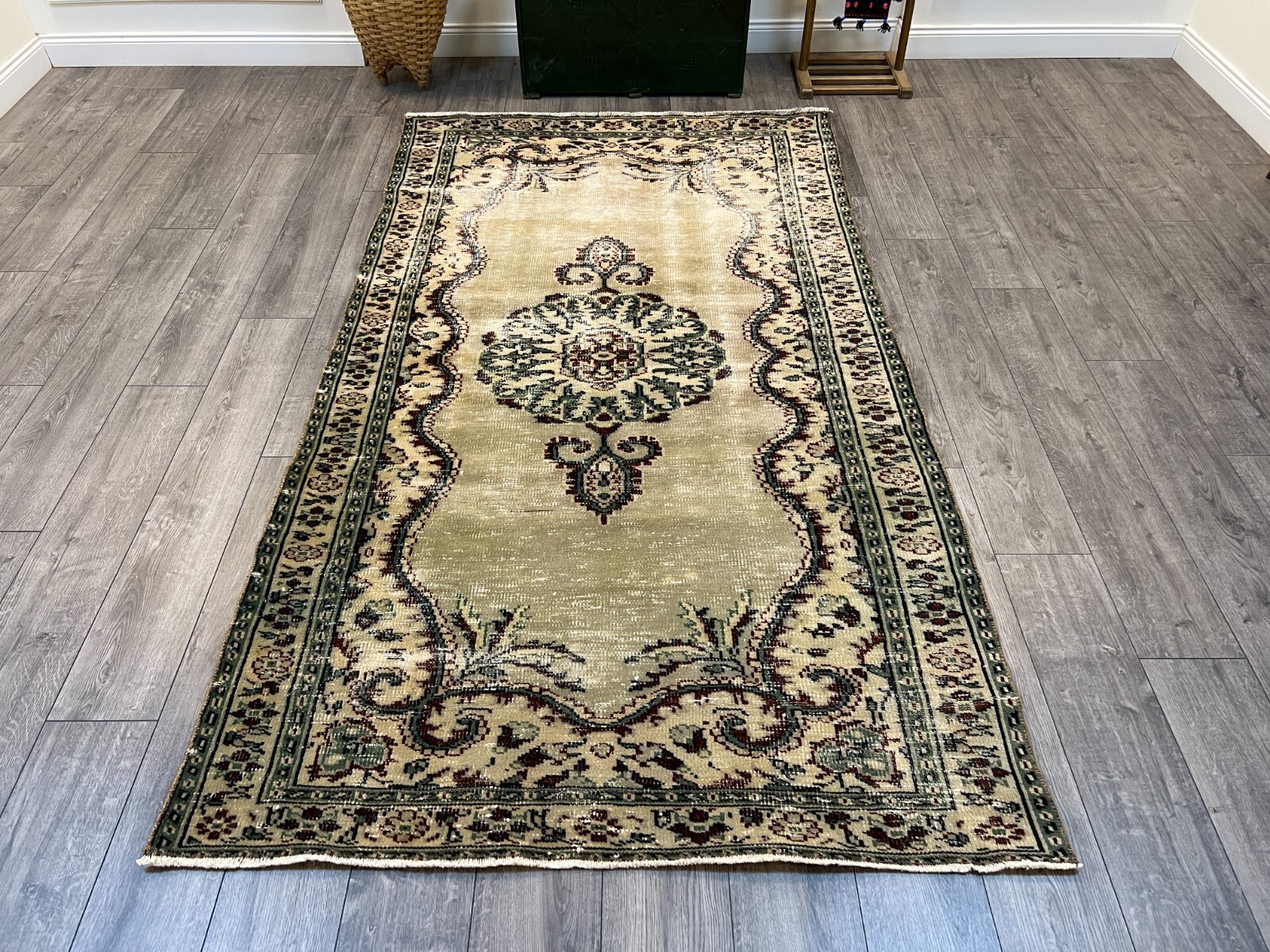 Green Vintage Rug, Large Turkish Rug, Handmade Rug, Antique Rug, 4.8 x 8.6 ft