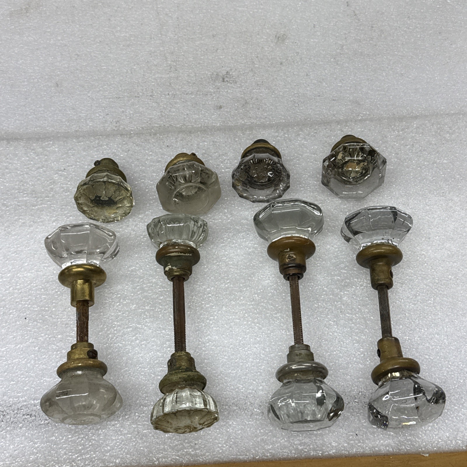 Lot of 4 Vintage Sided Clear Glass Door Knobs Salvage Brass With 12 Knobs
