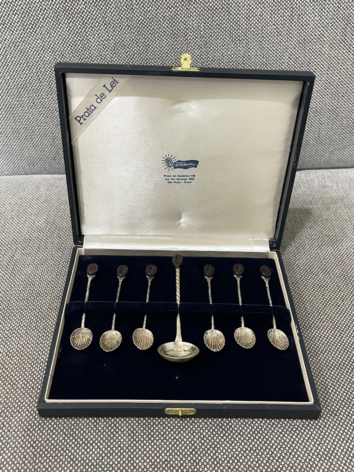 Vintage Brazil 900 Silver Set of 7 Demitasse Spoons Shell Decoration in Box