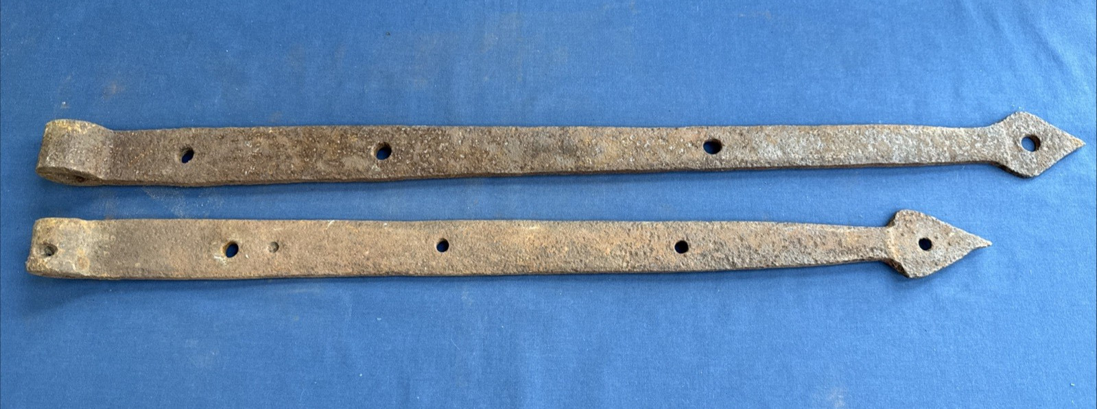 2 Large Antique Strap Hinges Wrought Iron Barn Door Hardware 30 7/8″ & 27 1/4″