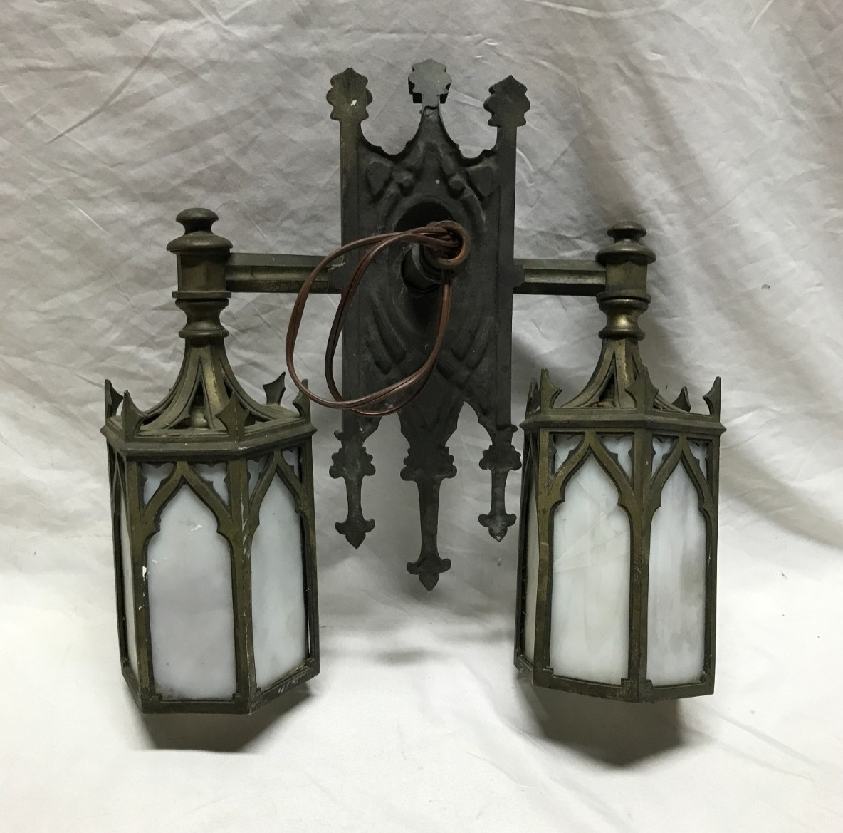 Antique VTG Double Gothic Hexagonal White Glass Brass Wall Sconce Light 973-26B