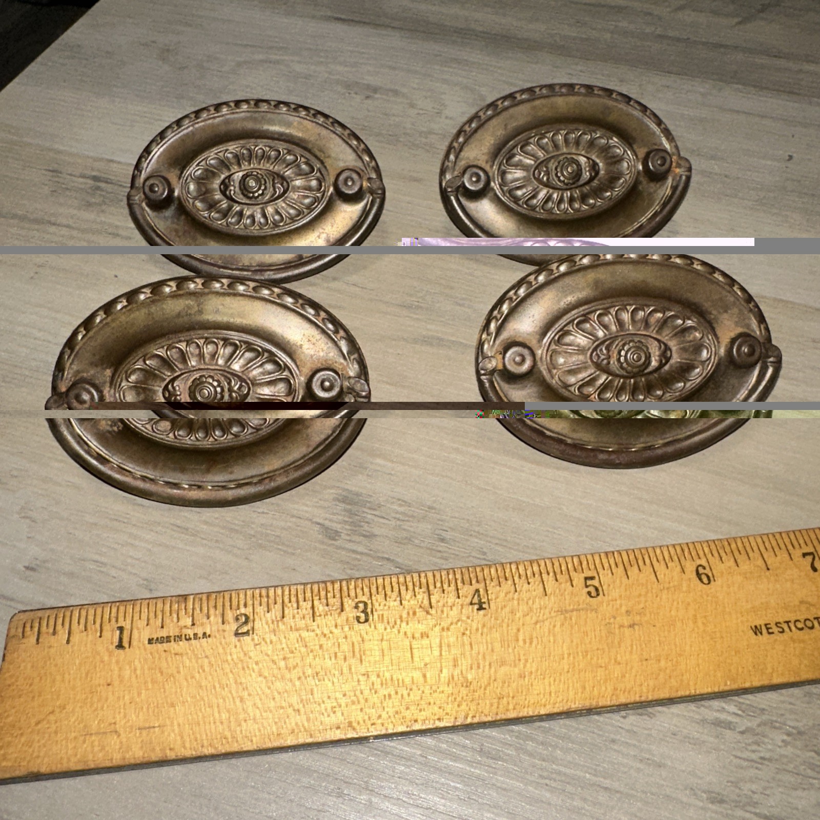 4 Vintage Oval Hepplewhite Duncan Phyfe Style Metal Drawer Pulls Drop Handles