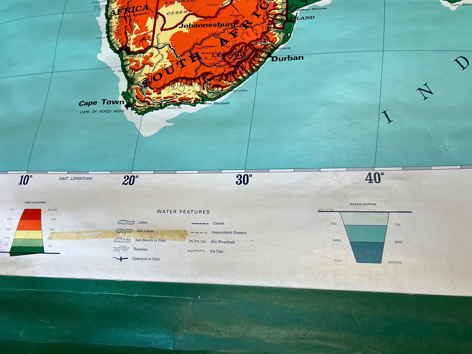 Vintage 1966 Pull Down Map AFRICA school classroom wall art Rand McNally roll up