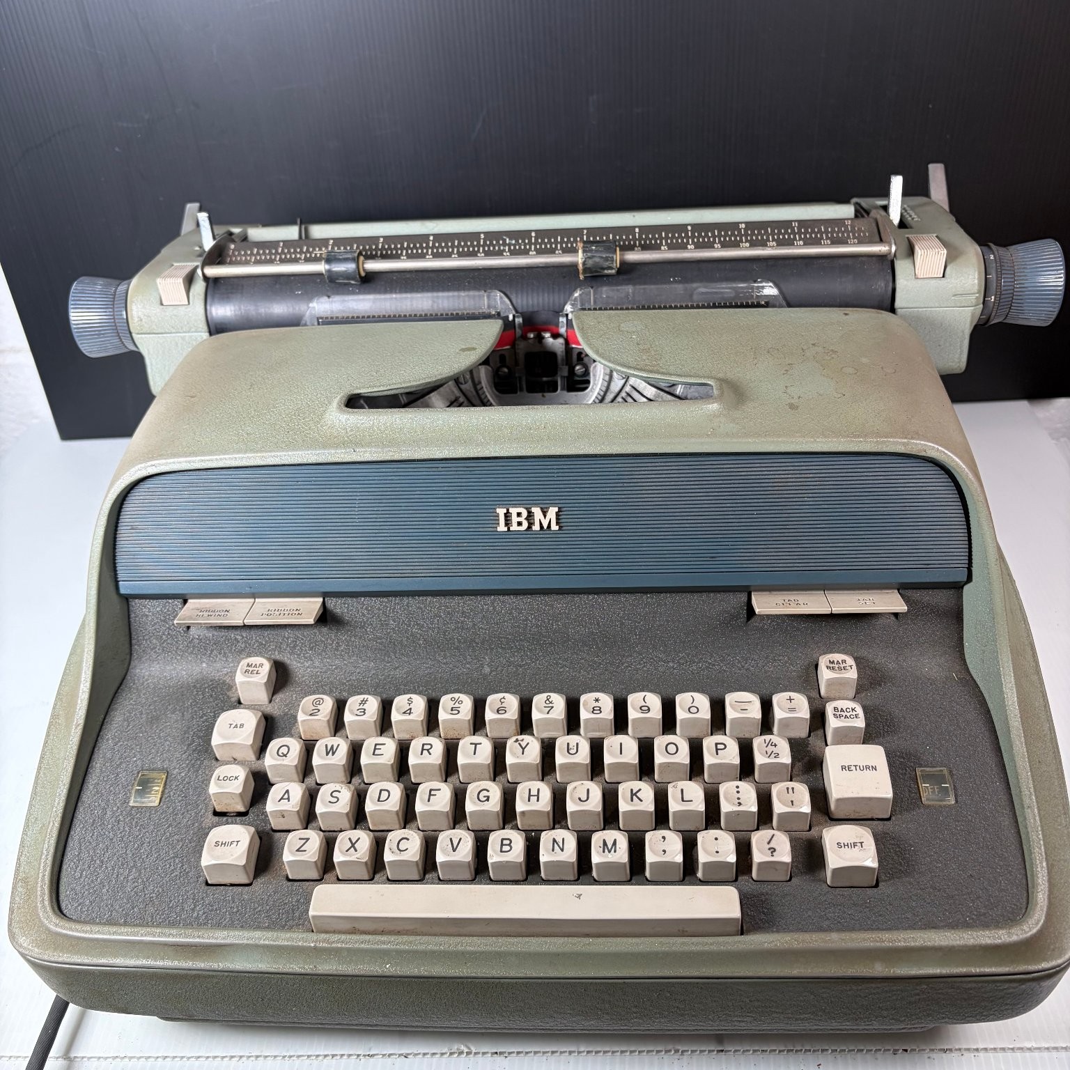 Vintage IBM Model C Electric Typewriter Sage Green Industrial AS IS For Repair