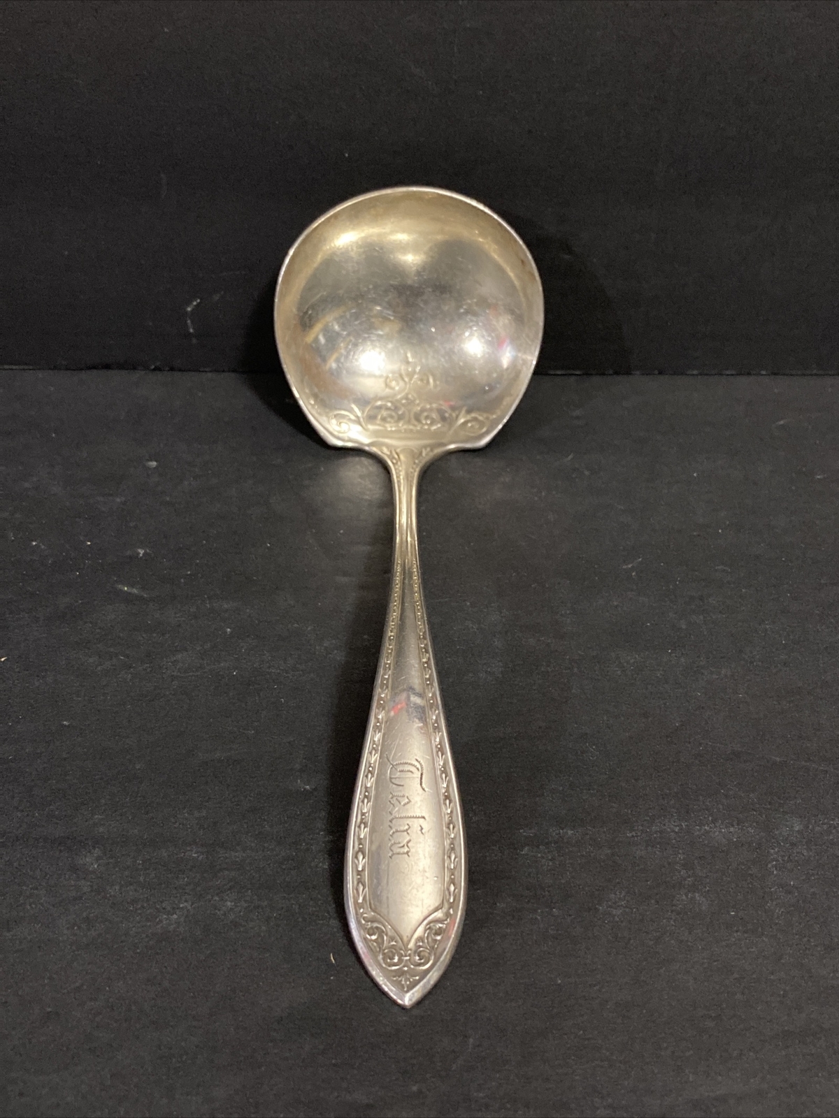 VINTAGE COMMUNITY SILVER GRAVY LADLE SERVER SPOON TELIA TRIPLE PLUS SHERATON