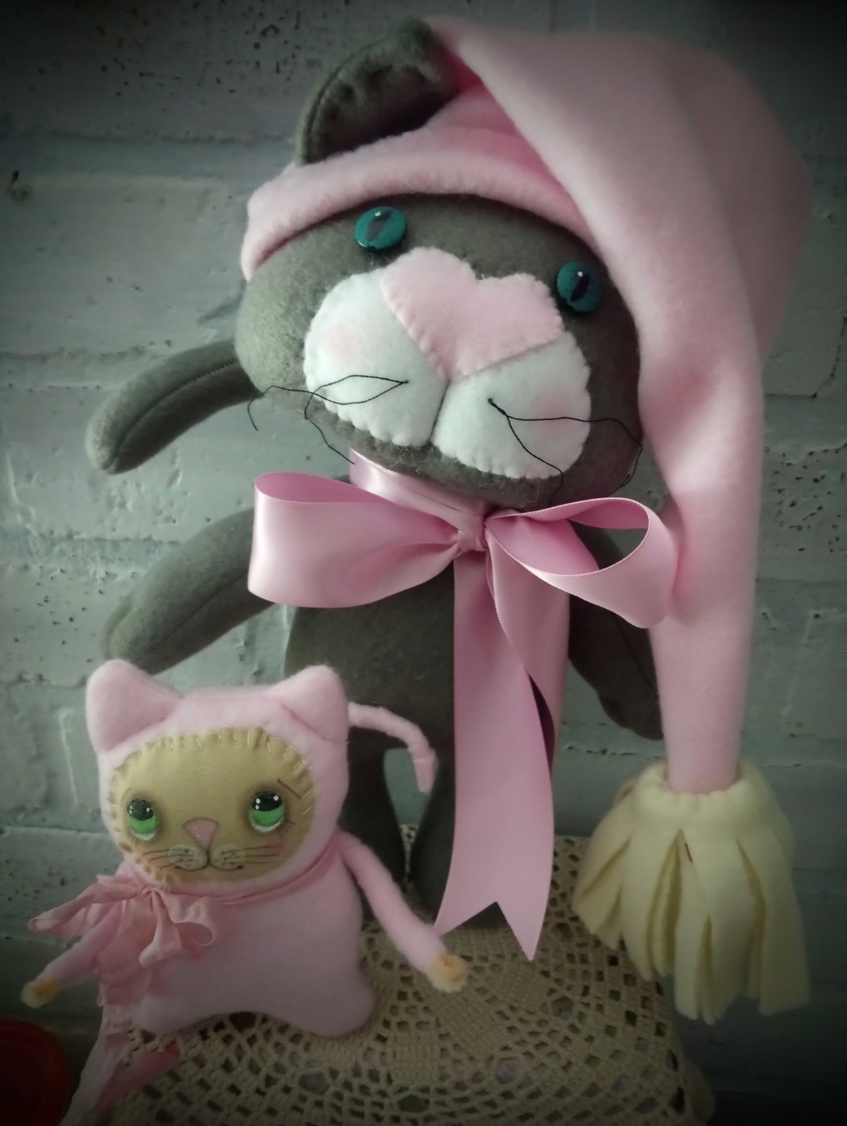 Primitive Folk Art CAT KittY DoLL OOAK ARtiST Handmade FLeeCE two