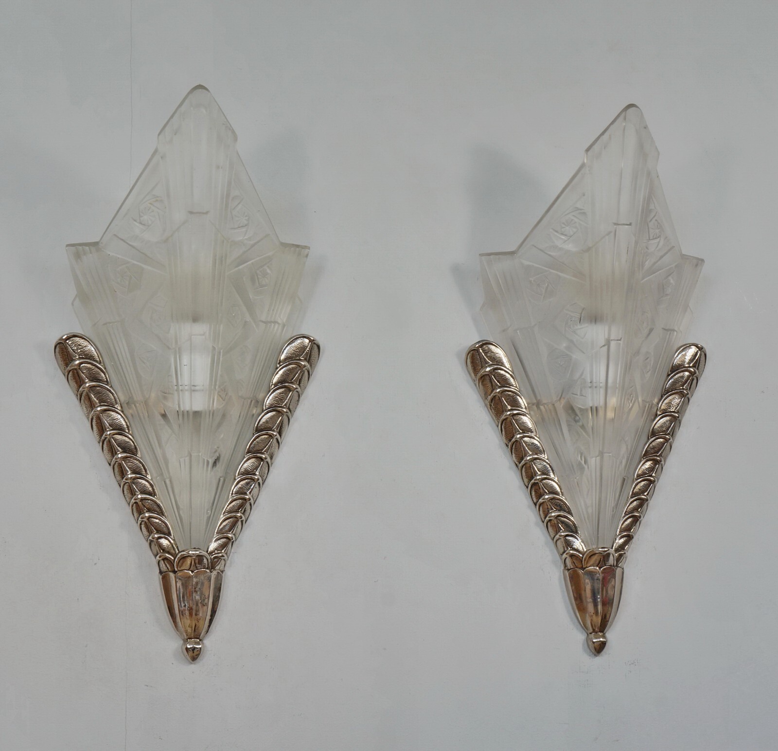 EJG : PAIR OF 1930 FRENCH ART DECO WALL SCONCES ……… lamp muller era France