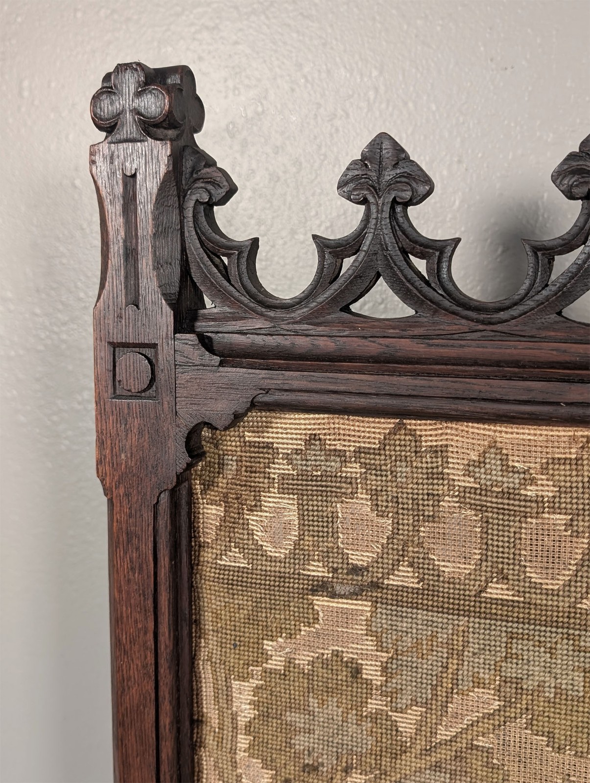 Antique French Gothic Oak Firescreen with Needlepoint Tapestry, 1800s