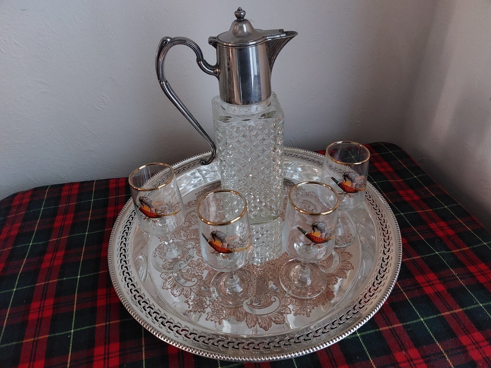 Heavy Antique 31cm Silverplate in copper Serving Tray
