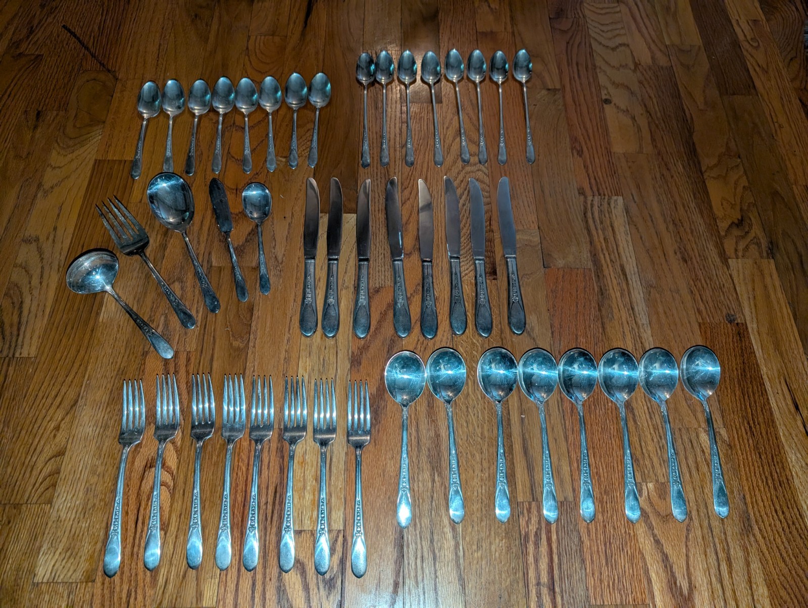 Vth 1941 Priscilla Lady Ann Silverplate WM Rogers Flatware Set 8 Place Settings
