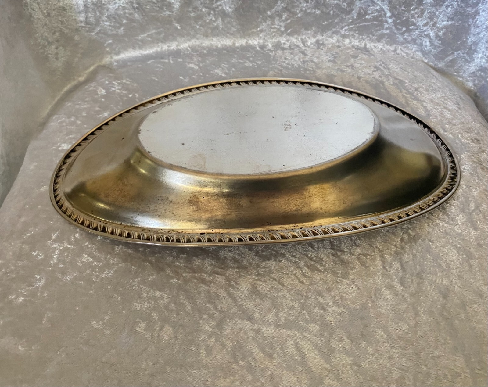 Crosby Silver Plated Oval Bread Tray Etched Pattern 12 1/2″