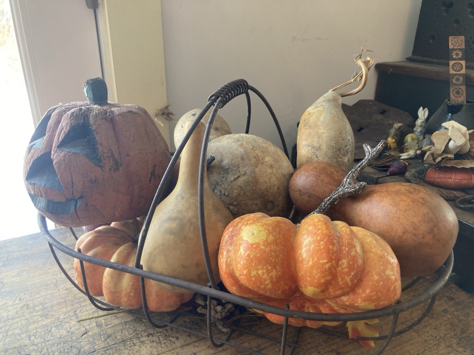 Lot Of 11 Primitive Colorful Squash Gourd Fall decoration In A Wire Basket
