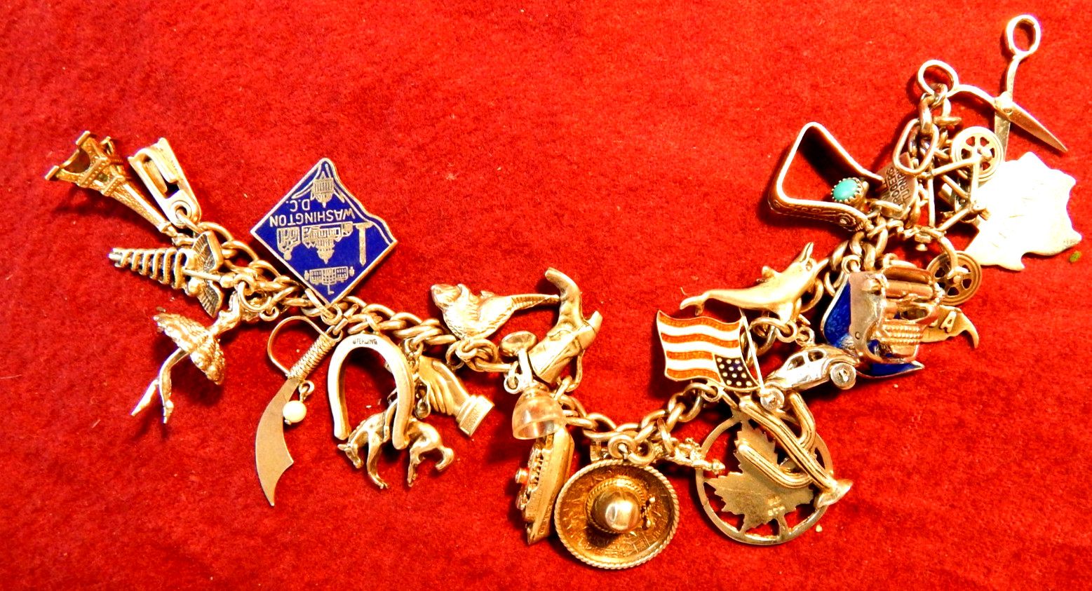 LOT OF 28 STERLING 925 SILVER CHARM BRACELET,56,5 GRAMS, A PERSON’S LIFE &TRAVEL