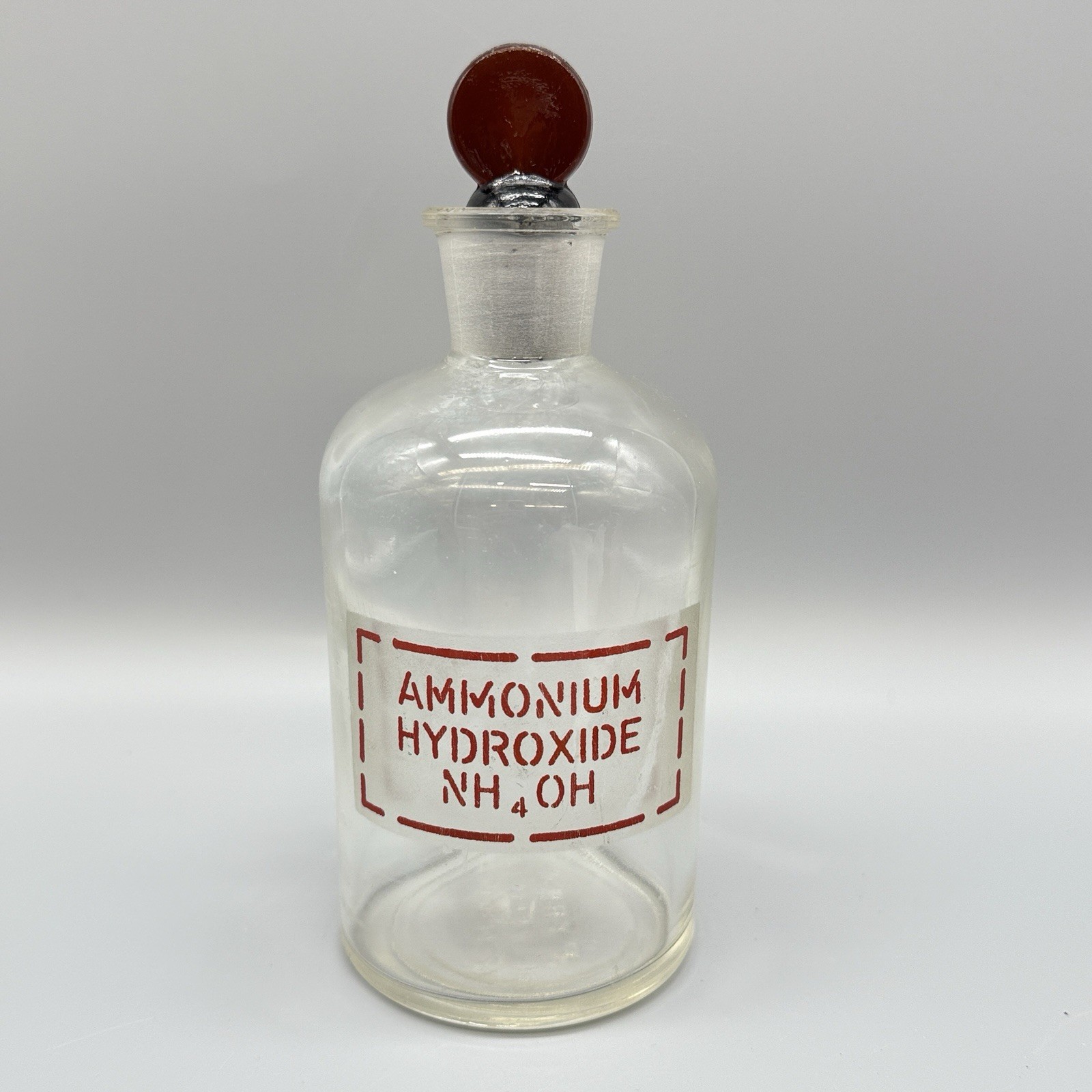 Vintage Pyrex Ammonium Apothecary NH 4 OH Chemistry Bottle With Red Stopper