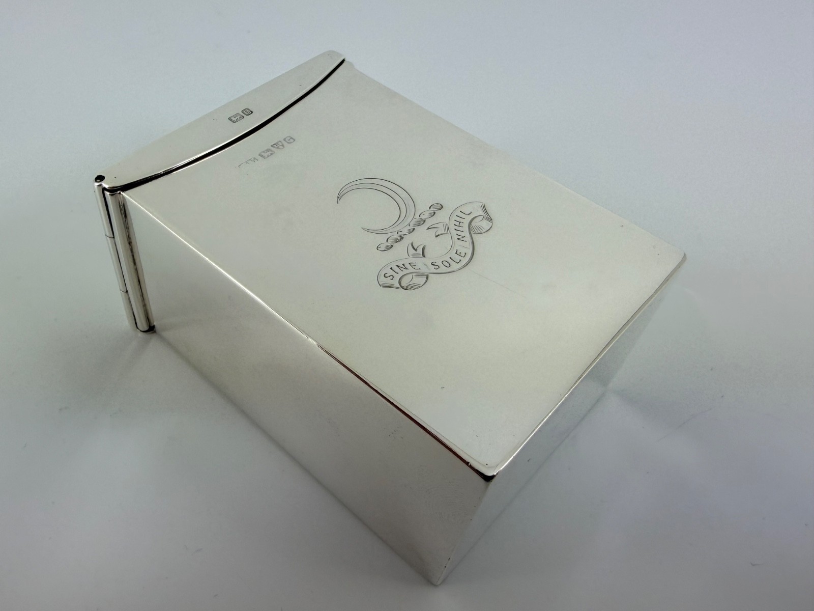 SOLID STERLING SILVER ENGLISH ANTIQUE EDWARDIAN PLAYING CARD BOX CHESTER 1903
