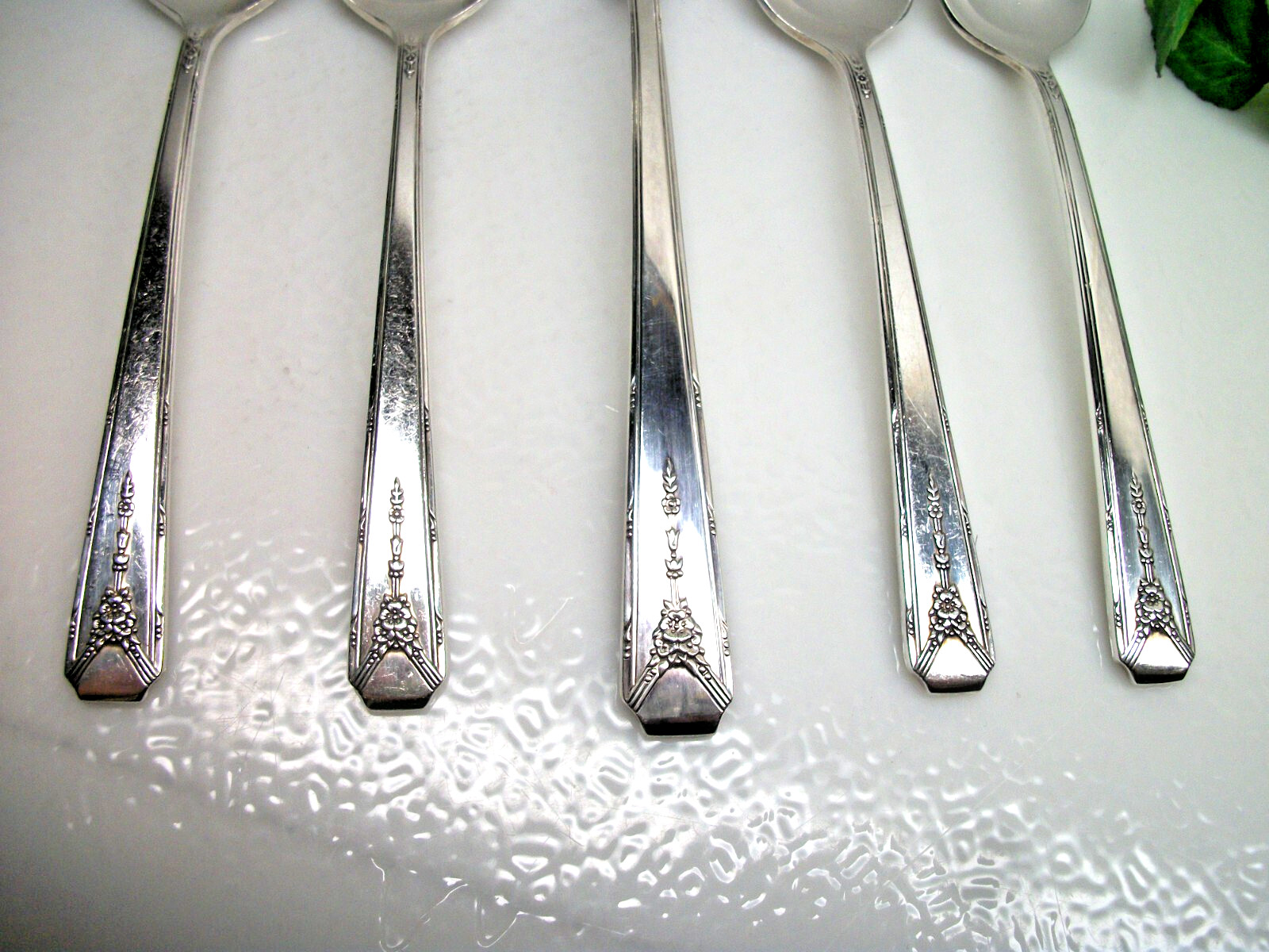 Oneida Community Silver MILADY Silverplate Teaspoons & Place Spoon 1940
