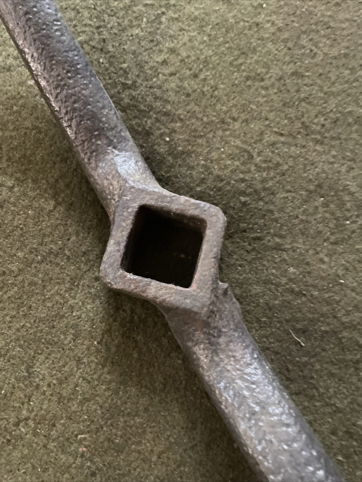 Large Primitive Antique Handle Cast Iron Heavy Duty Square Dr Press Unique