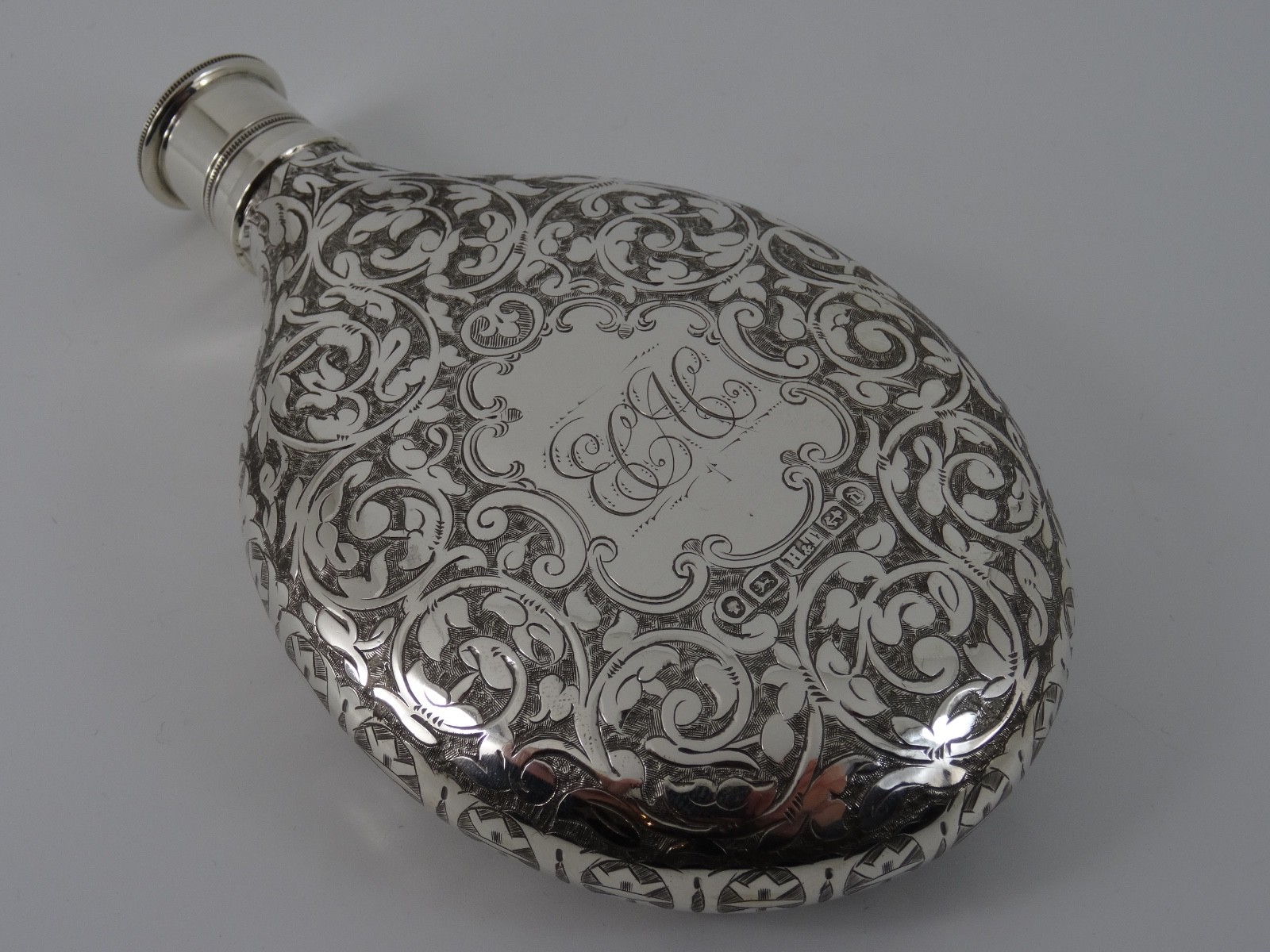 SOLID STERLING SILVER VERY BEAUTIFUL VICTORIAN HIP FLASK BIRMINGHAM 1878 112G