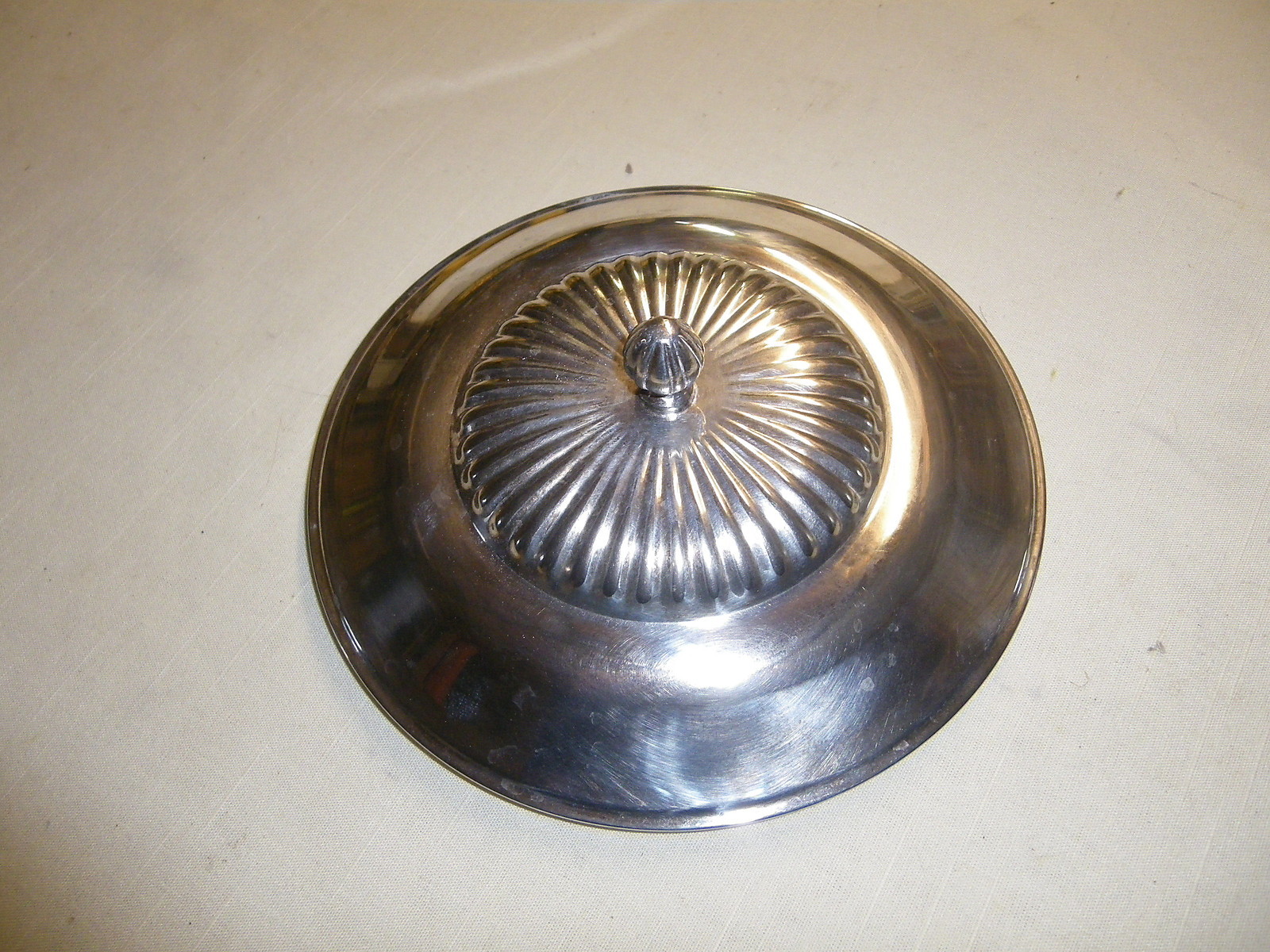 Silverplate Tureen Top Only Approximately 7 5/8″ Diameter