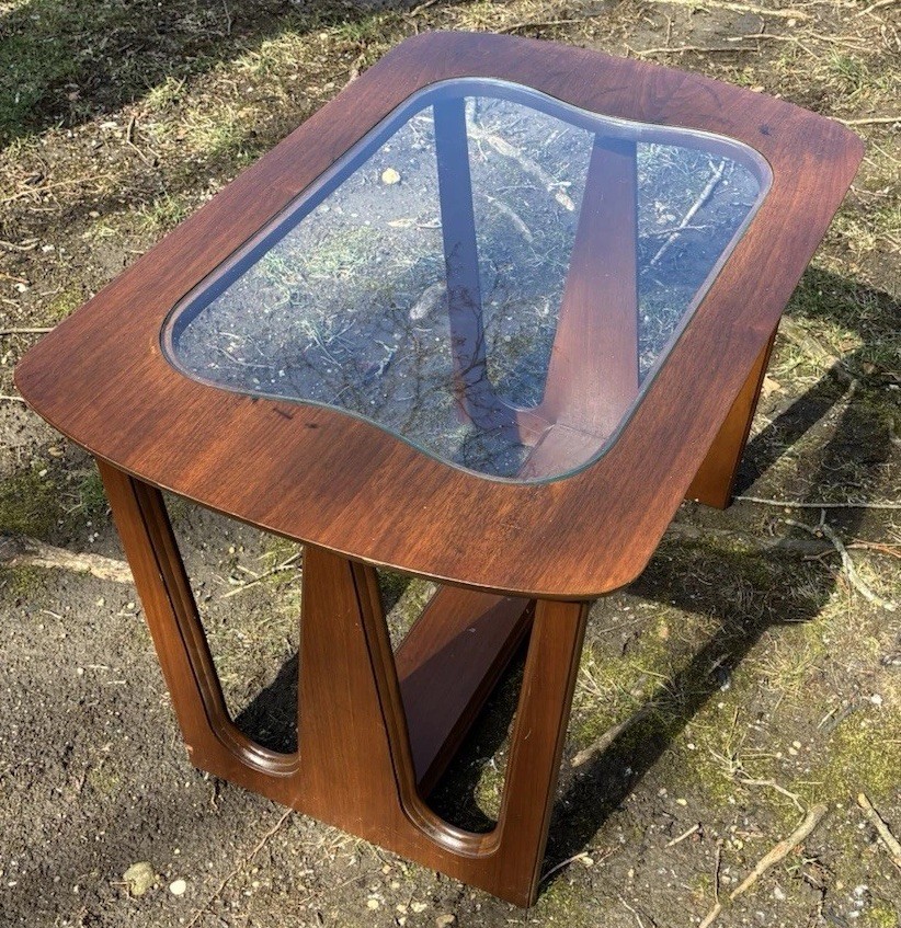 Vintage Bassett End Side Table Mid Century Modern Walnut & Glass Insert