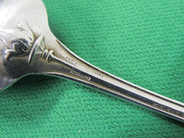 Vintage SOLID Sterling Silver Whiting “Keystone” Serving Table Spoon 57 grams