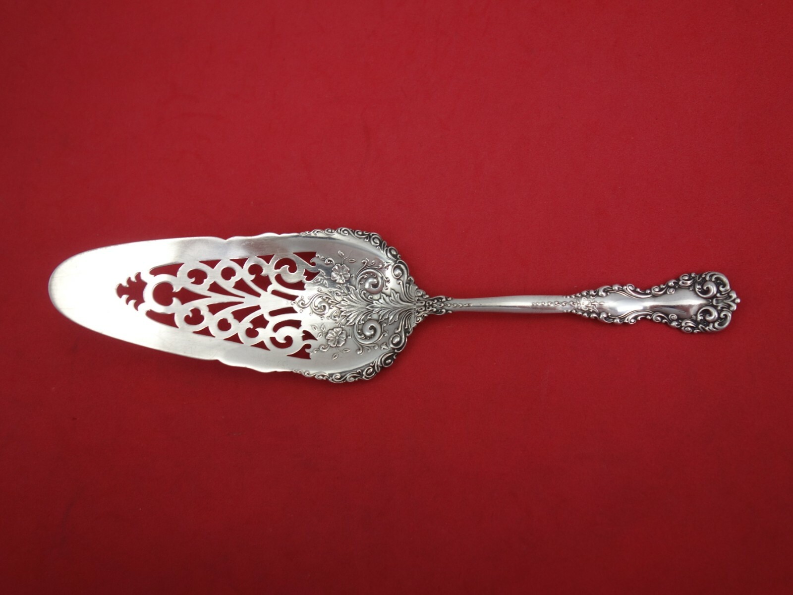 Revere by International Sterling Silver Jelly Cake Server 8″ Antique