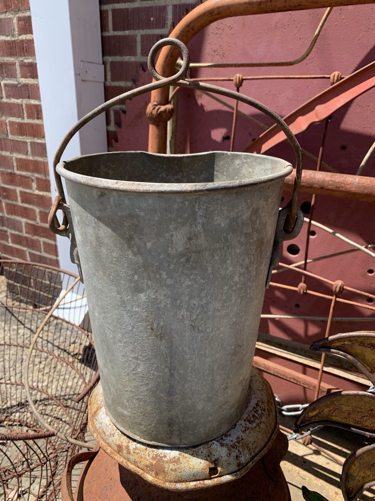 ANTIQUE LOOP HANDLE GALVANIZED METAL WELL BUCKET with GREAT HANDLES READ