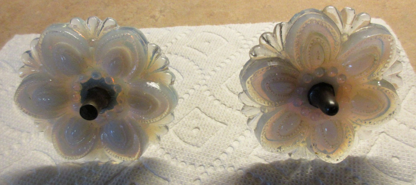 FINE PAIR OF ANTIQUE OPALESCENT VICTORIAN SANDWICH GLASS FLORAL TIE BACKS # 1