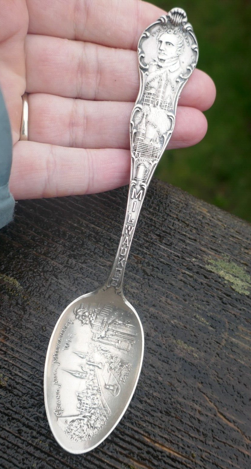 Antique Shepard Sterling Silver Grand Ave Milwaukee, Wisconsin Souvenir Spoon