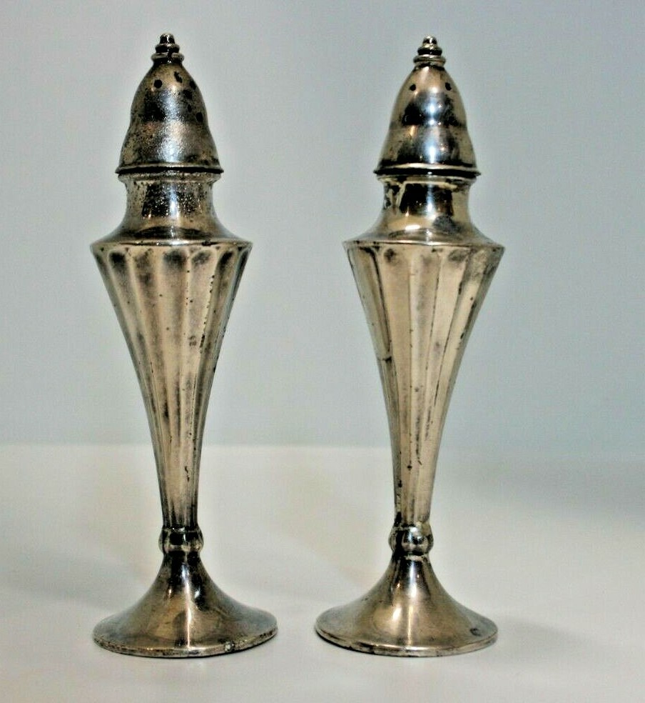VTG Peerless Silver Co. La France Silver Plated Reg Salt & Pepper Shaker #701