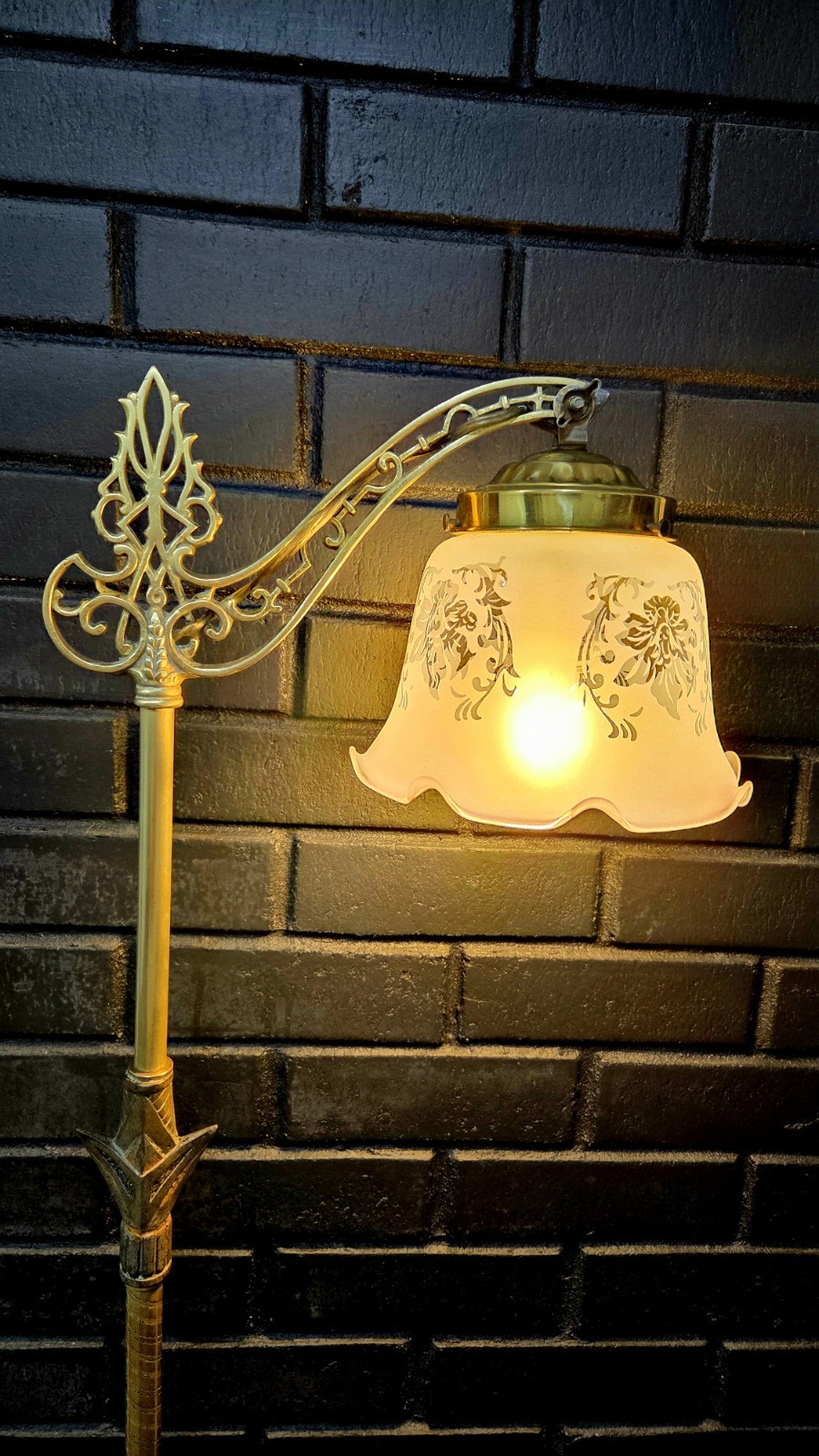 Antique Ornate Victorian Cast Iron & Brass Floor Lamp