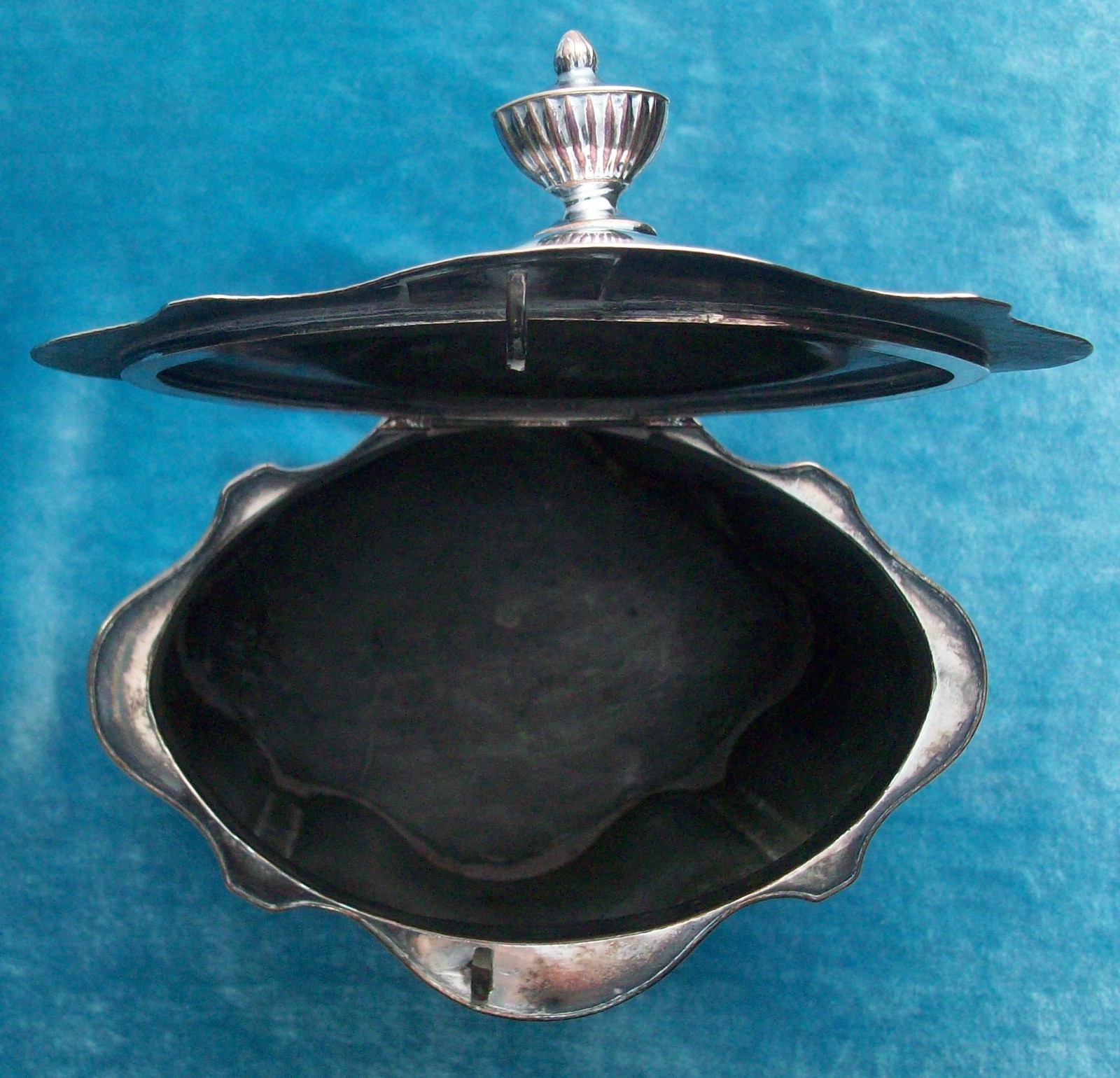 Fine Circa 1795 Antique Neoclassical Fused Plate Tea Caddy, Consular Provenance