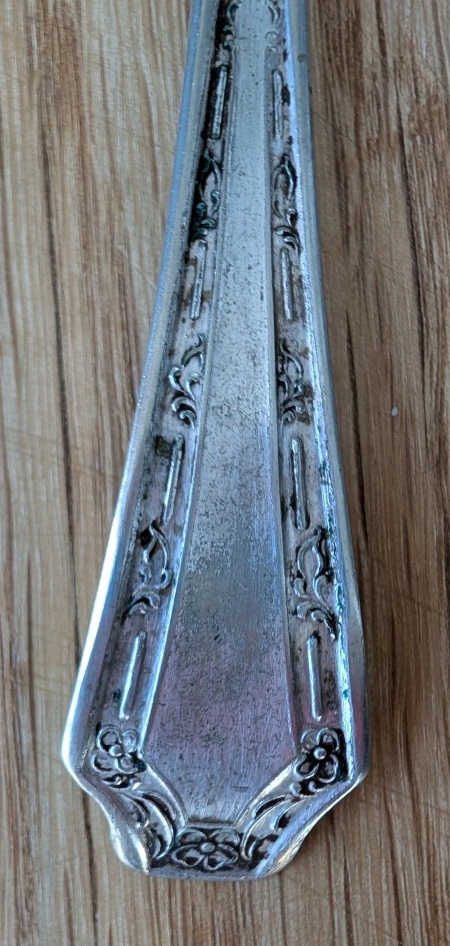 Fairfield Silverplate ALPHA Pattern FORK Dinner Silver Plate Flatware 1915 7.25″