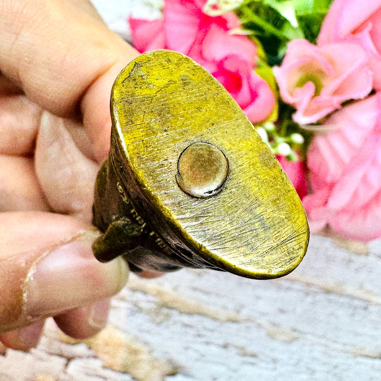 Ngung Bronze Miniature Wizard Strong Master Magic Spell Mien Thai Amulet #18622