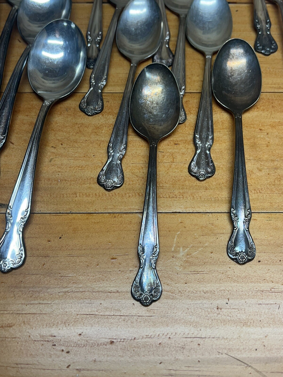40 Piece Set Rogers & Bro Reinforced Plate IS Flatware Dinnerware Silverware