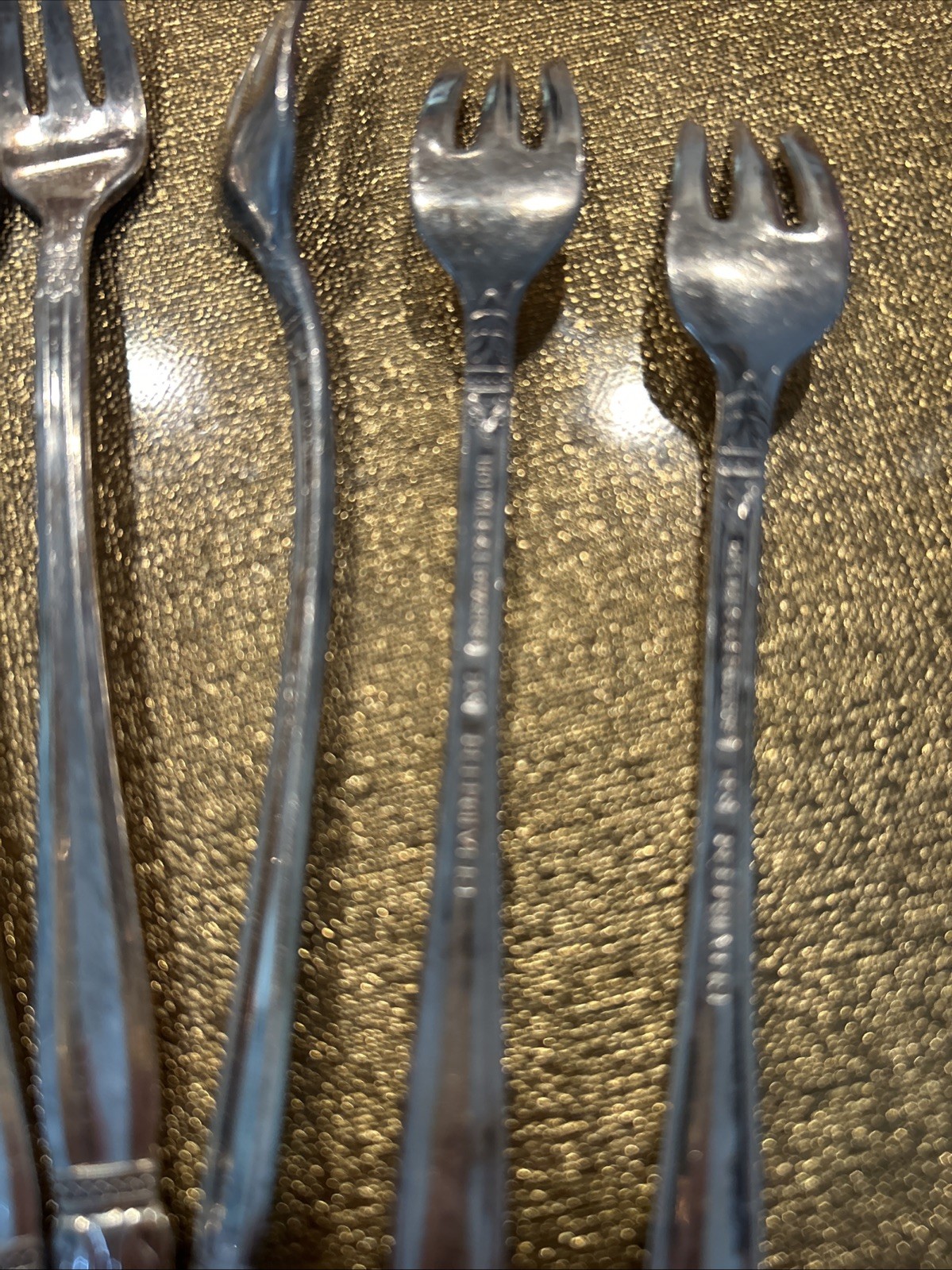 Danish Princess by Holmes and Edwards Deep Silver 11 Cocktail Forks 5 3/8″