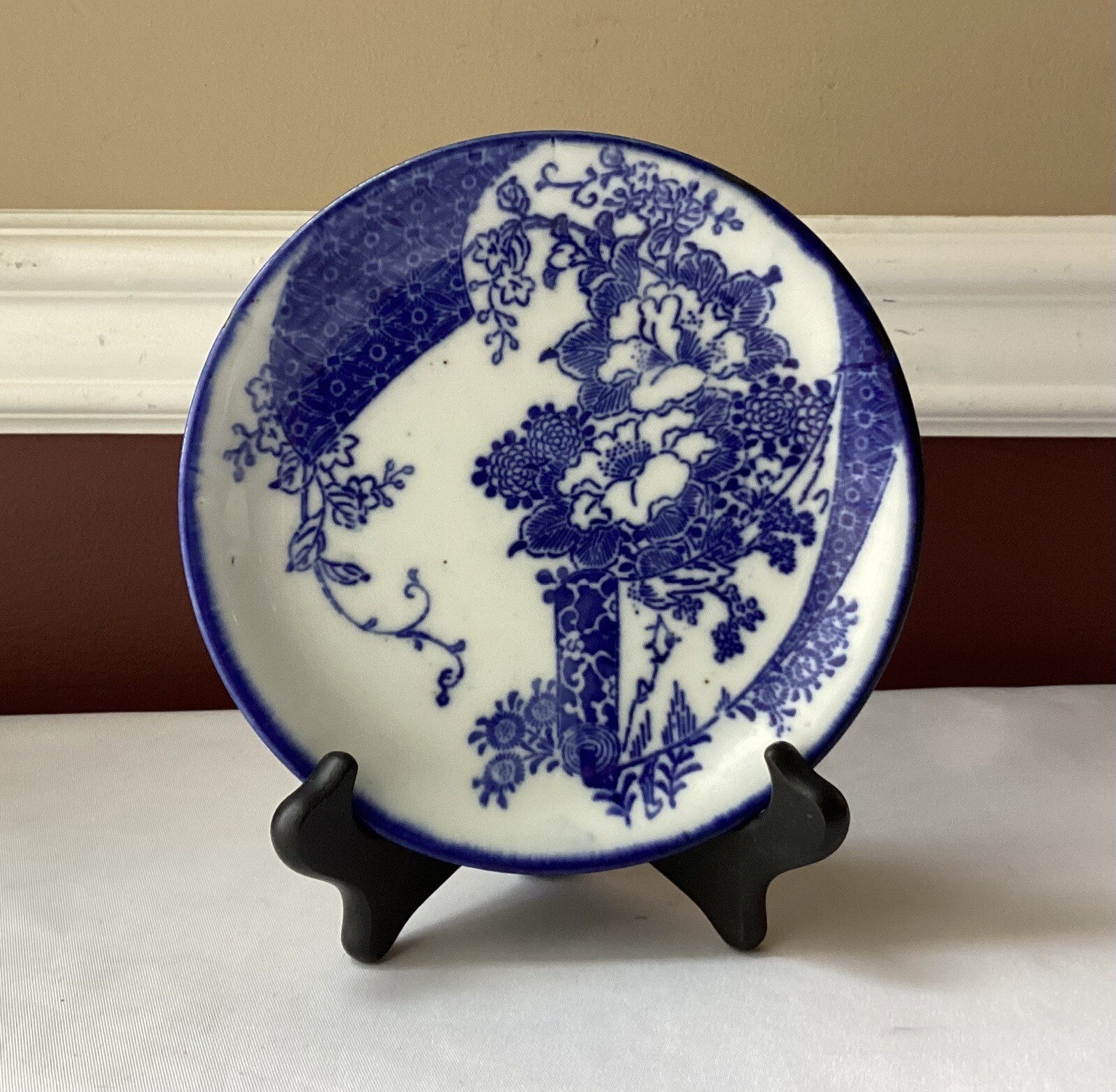 Antique Japanese Meiji Era Arita Porcelain Plate, 6 1/2”, Unmarked