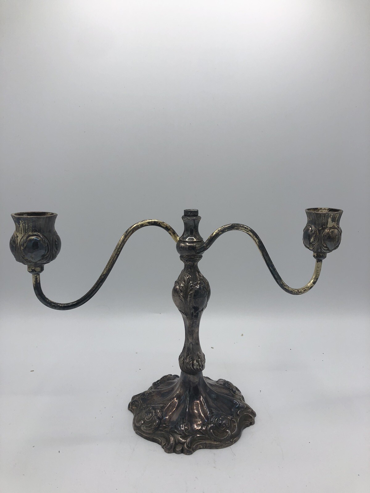 Apollo Silver Co. Vintage Silver Plate Repousse 2 Candles Candelabra