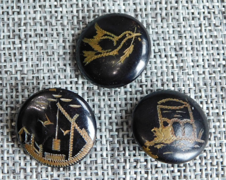 Lot Antique Vtg Buttons Etched Tole #1328-F