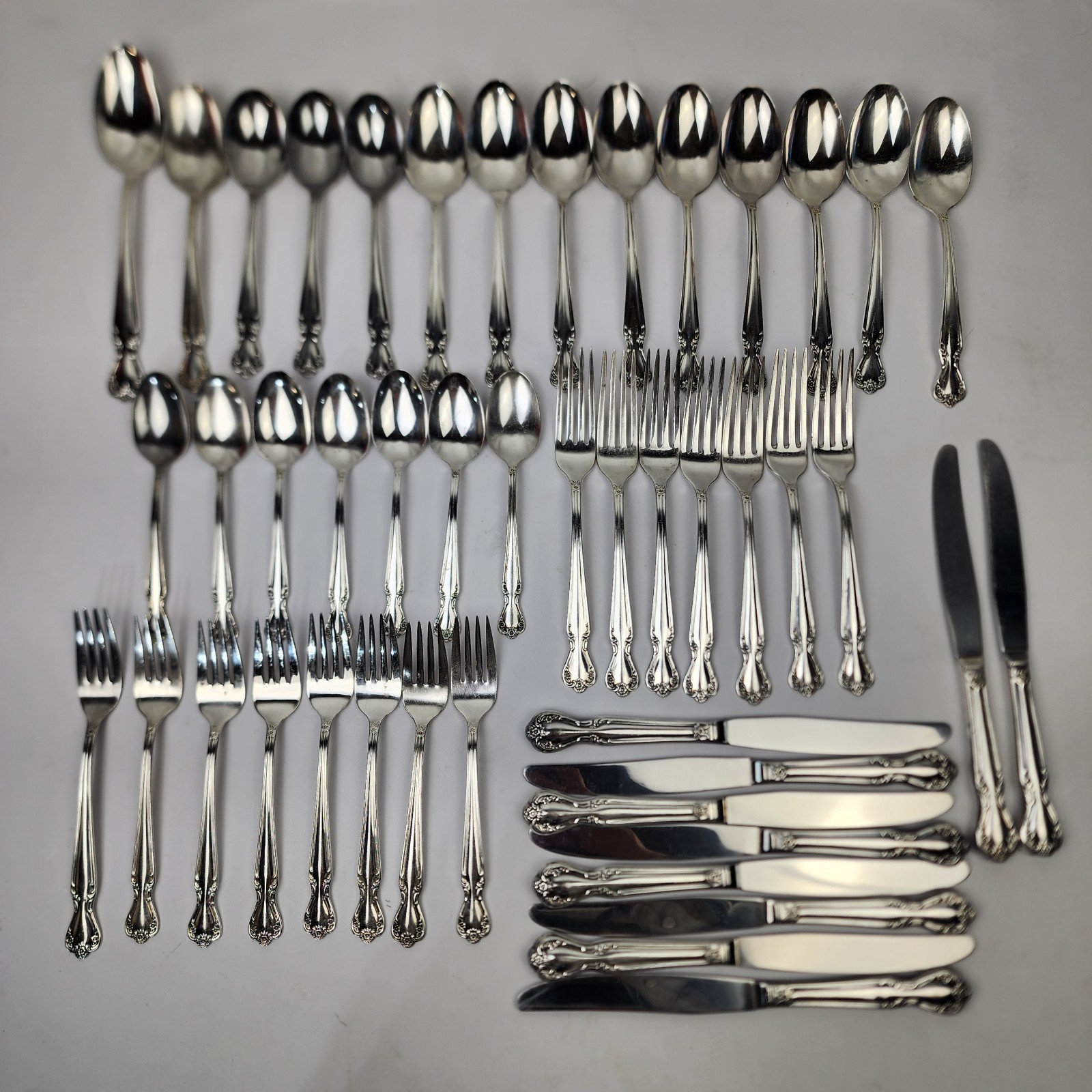 Rogers Bros IS 1952 Daybreak Elegant Lady Reinforced Silver Flatware 47 Various