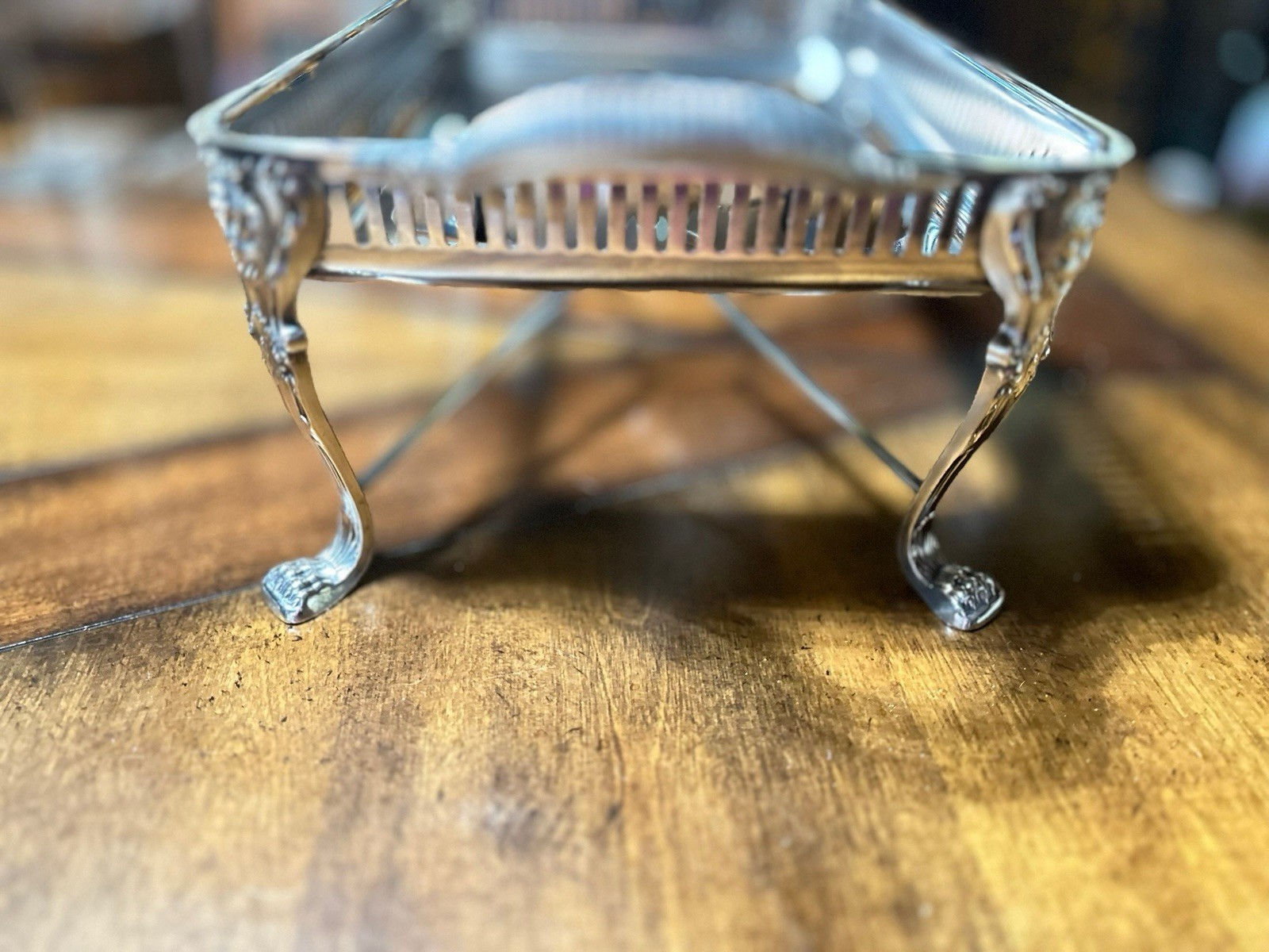 4 Piece Set Bristol Silver By Poole Lion Head &Claw Design 9×13 Chafing Warmer