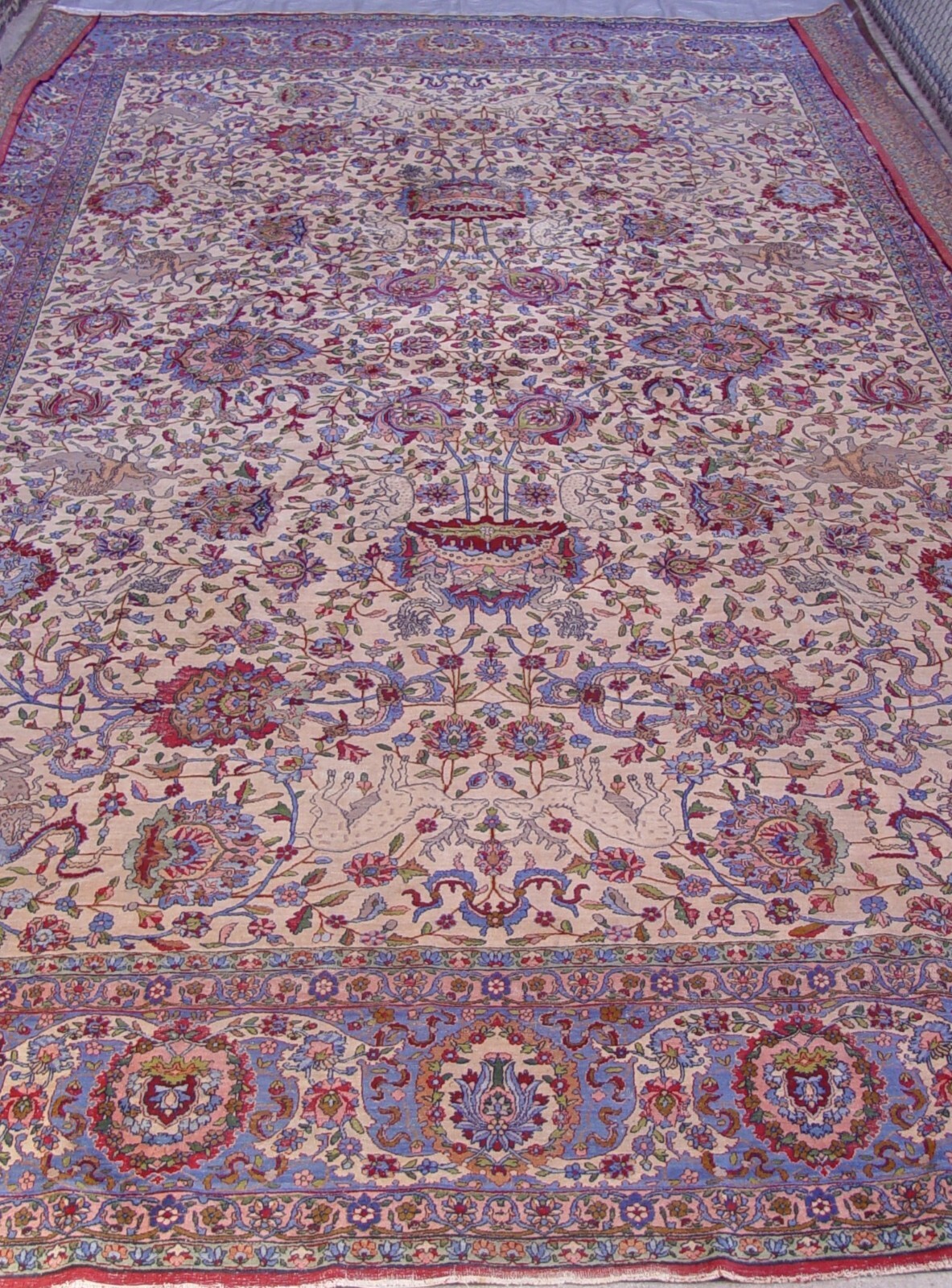Spectacular Antique 1850 Hunting pictorial Animals Large Oriental Rug 12’9″x19′