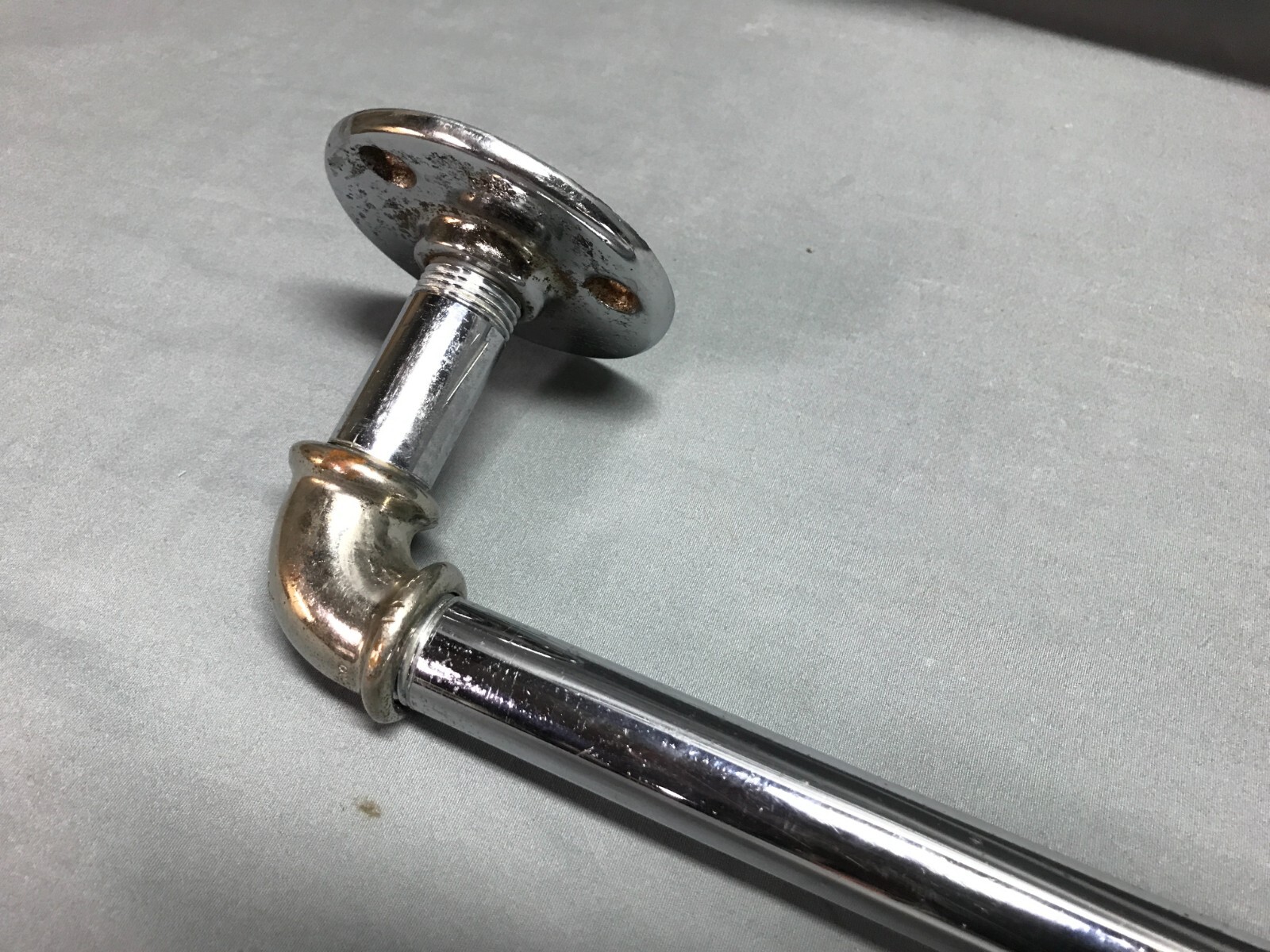 VTG 23″ Good MFG Chrome Over Brass Industrial Style Towel Bar Rack Old 1122-24B